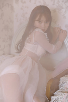 西川里音